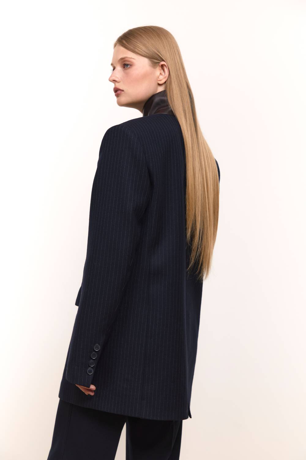 Leather-Collar Blazer2