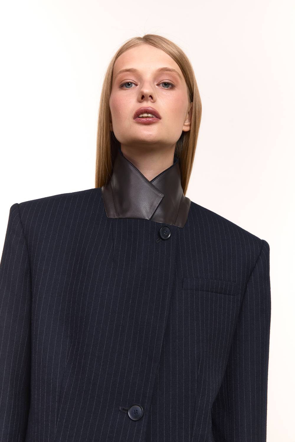 Leather-Collar Blazer9