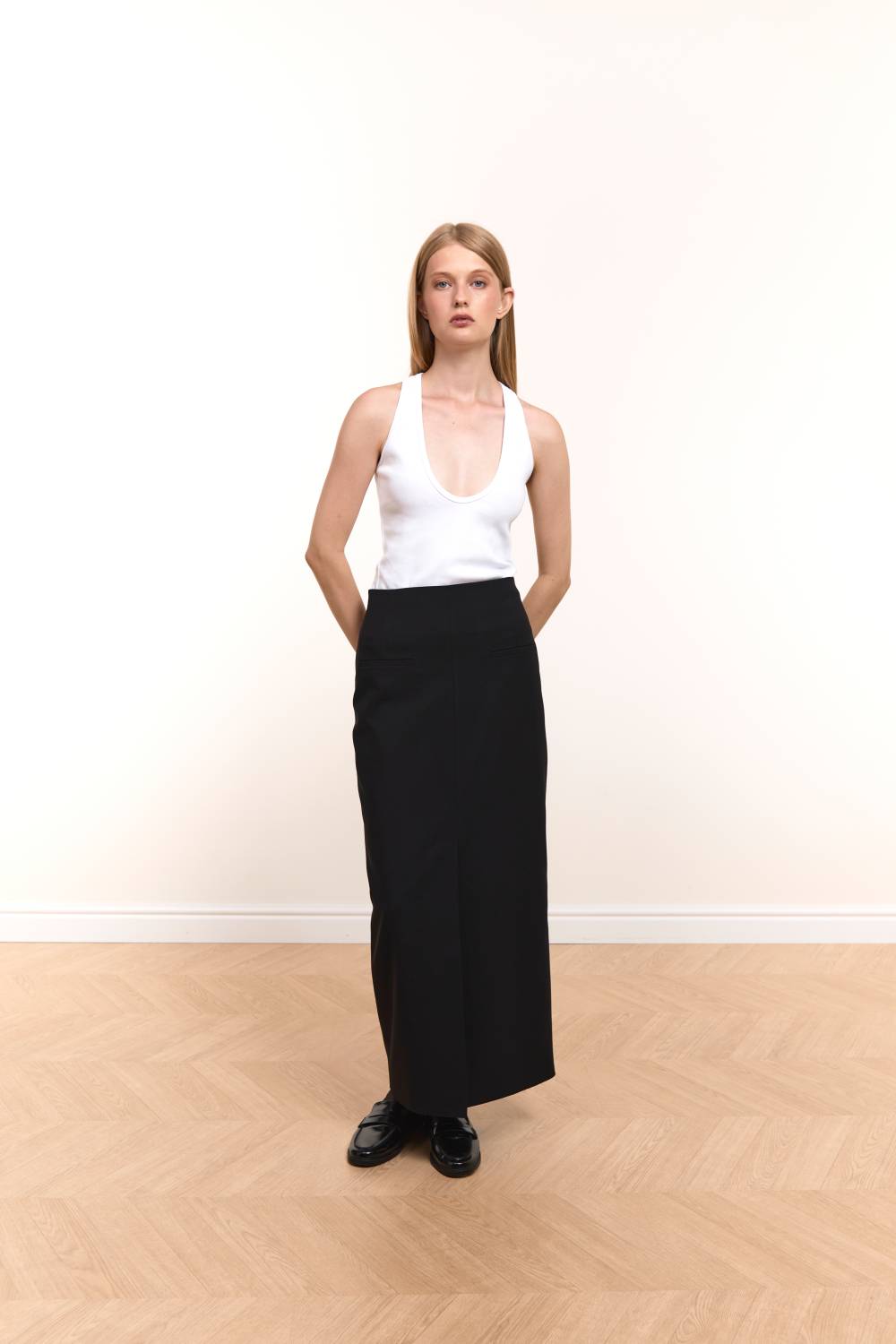 Pocket Midi Skirt in Black3