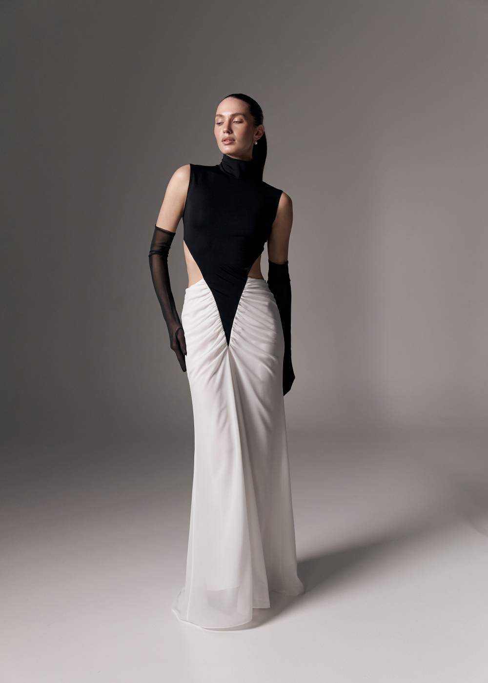 BLACK AND WHITE MAXI DRESS4
