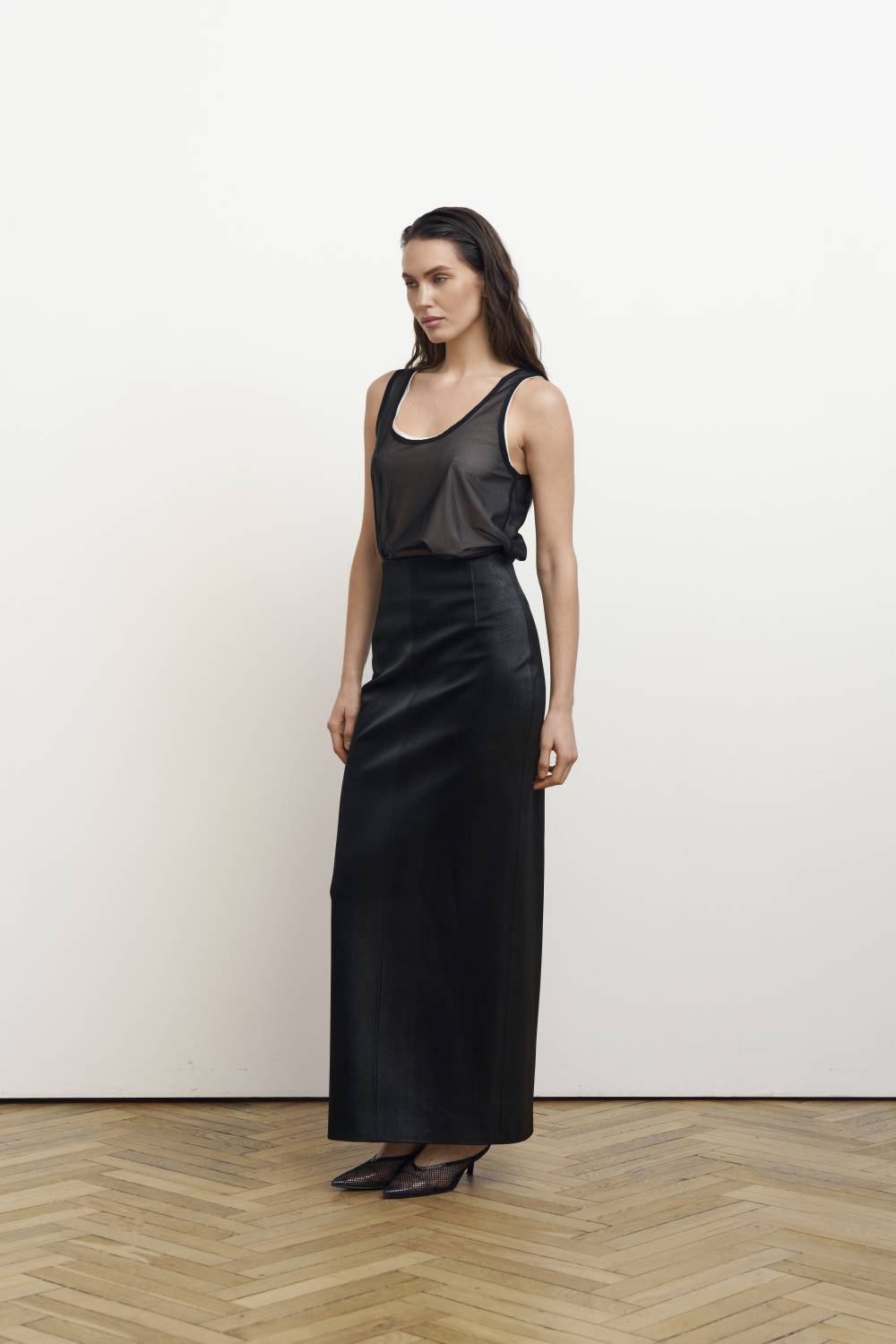 Reptile-embossed maxi skirt2