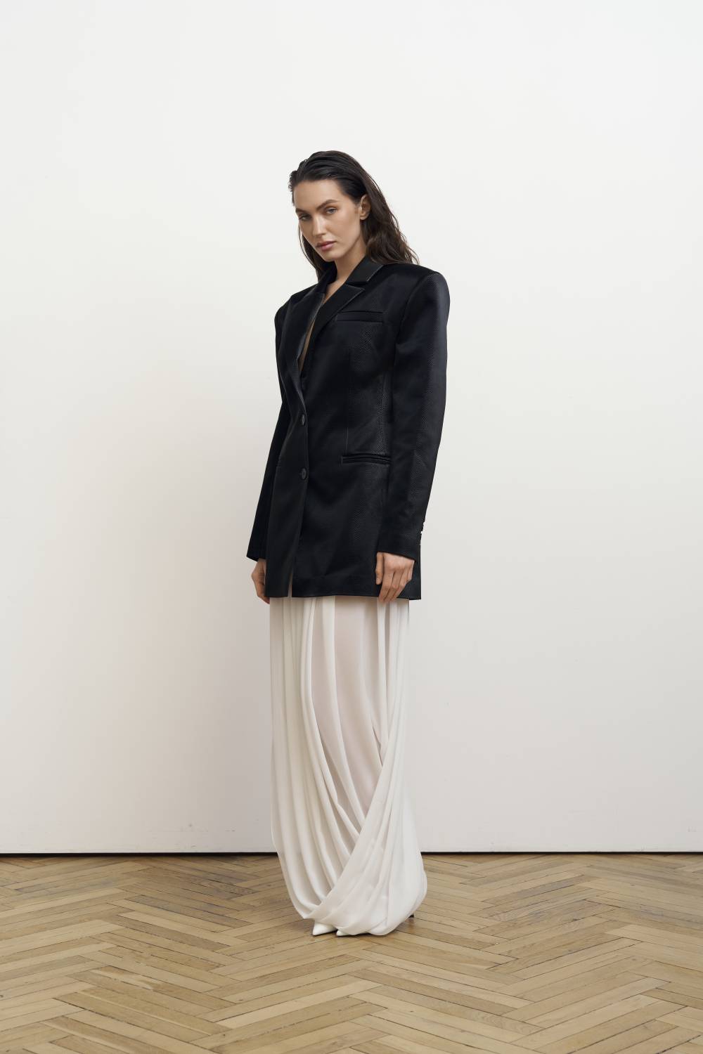 Milk balloon skirt with draping4