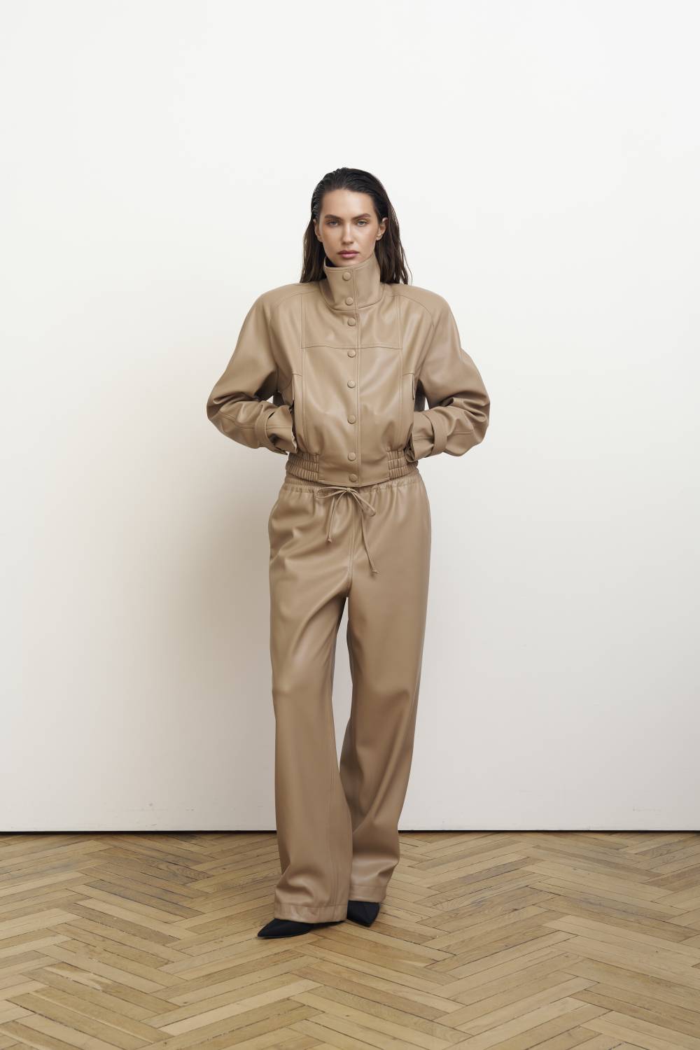 Beige ecoleather bomber jacket3