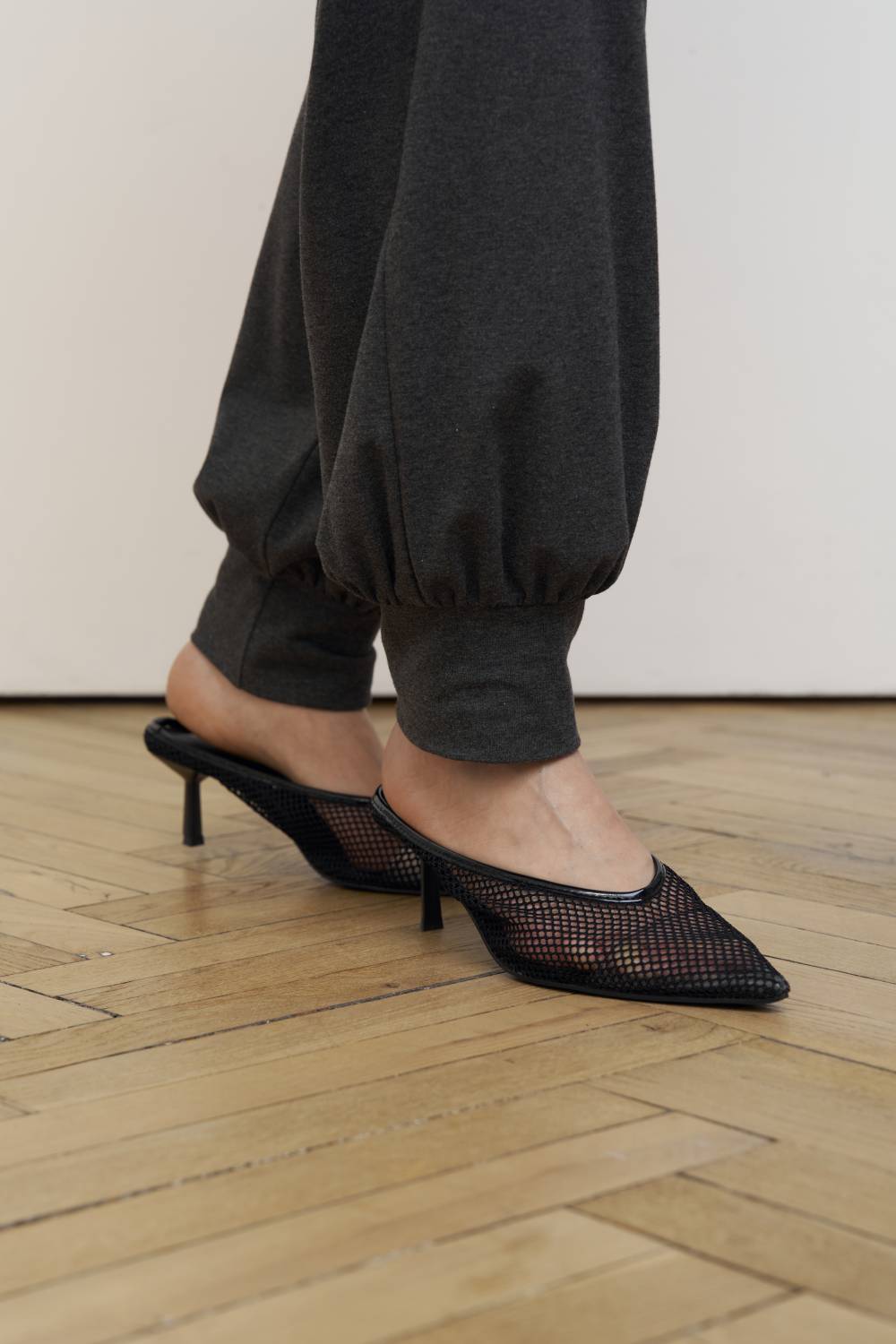 Graphite knit trousers5