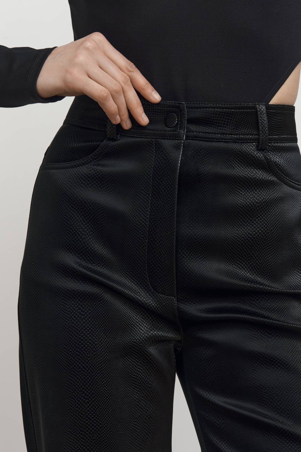 Reptile-embossed straight-leg trousers4