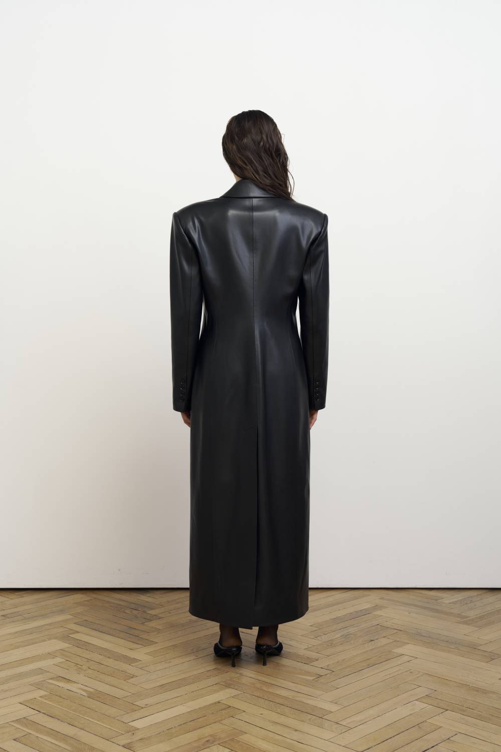 Fitted ecoleather coat5