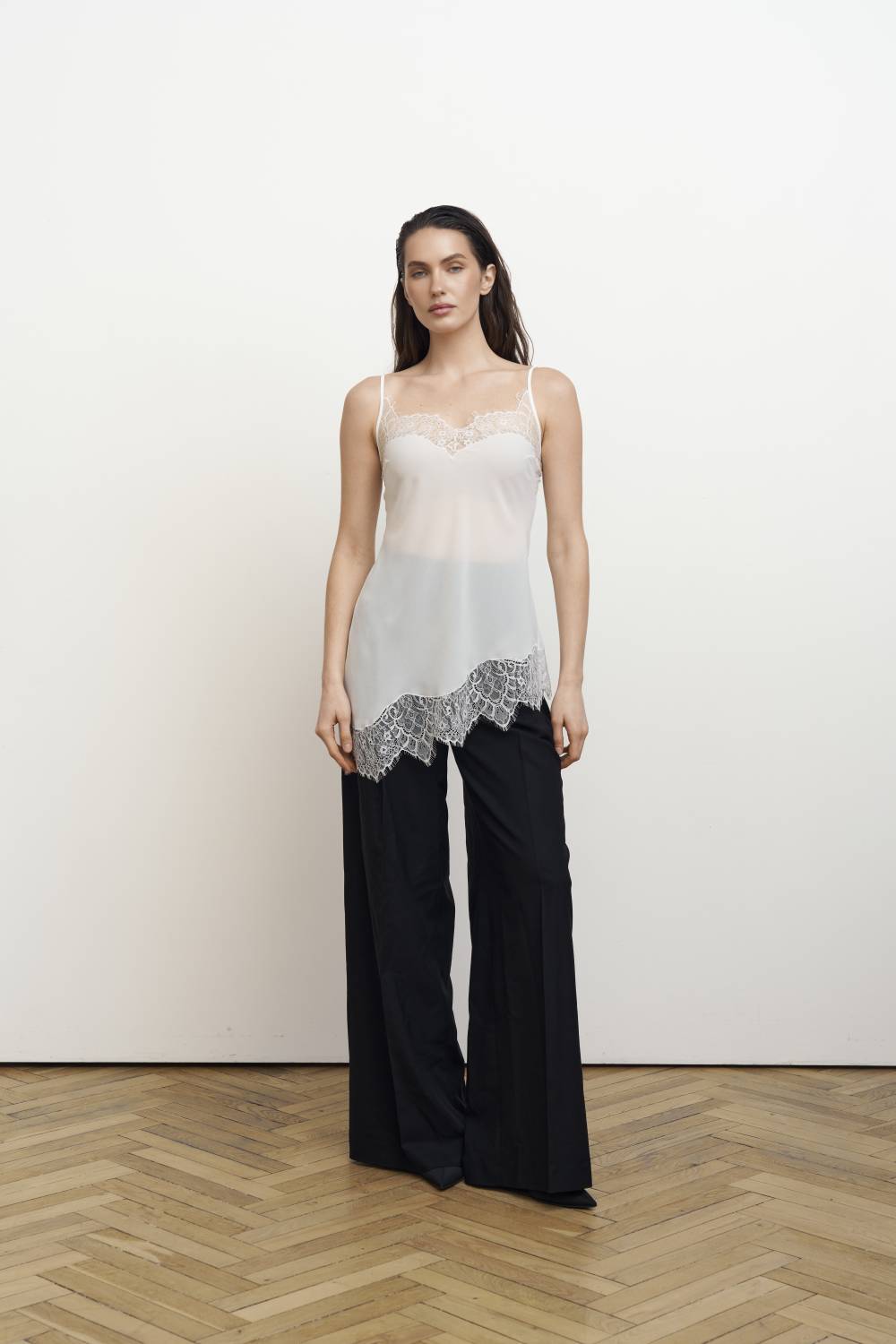 Asymmetric lace top in milk6