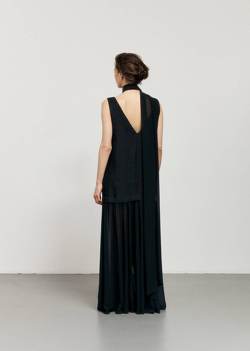 BLACK MAXI DRESS WITH REPTILES PRINT2