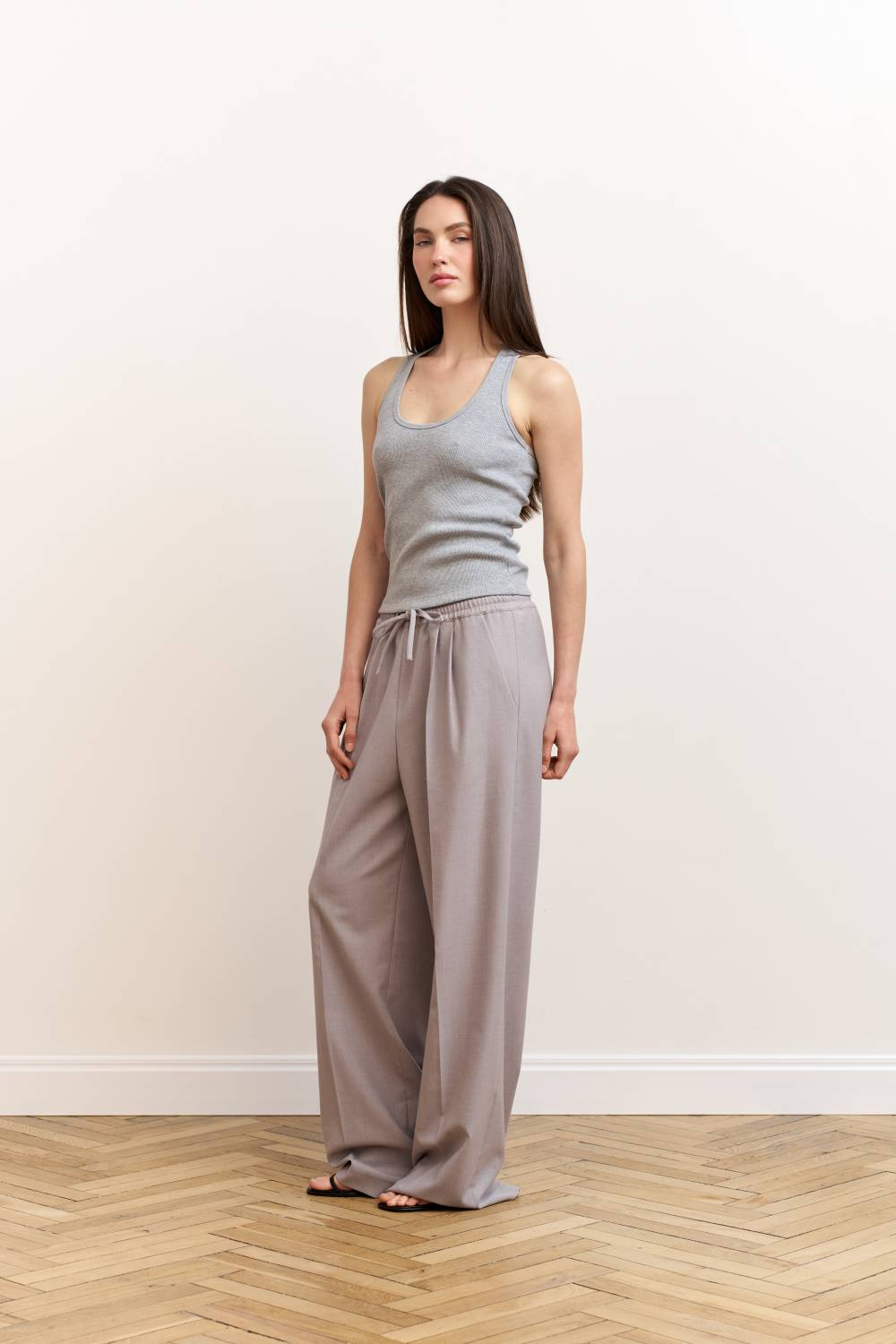 Light grey elastic waist trousers6