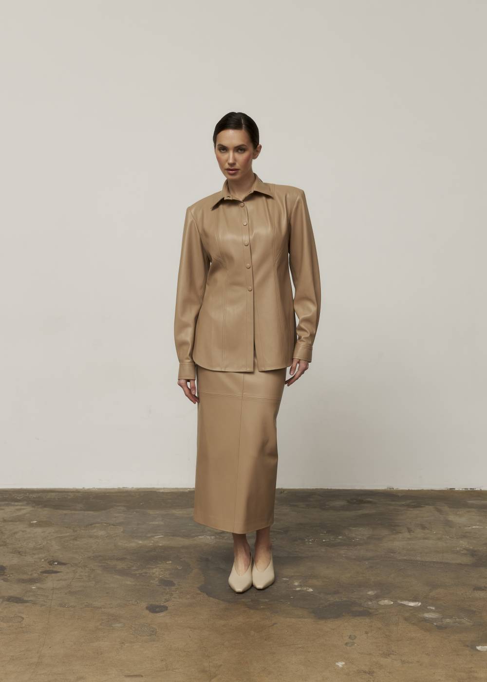 BEIGE FAUX LEATHER MIDI SKIRT3