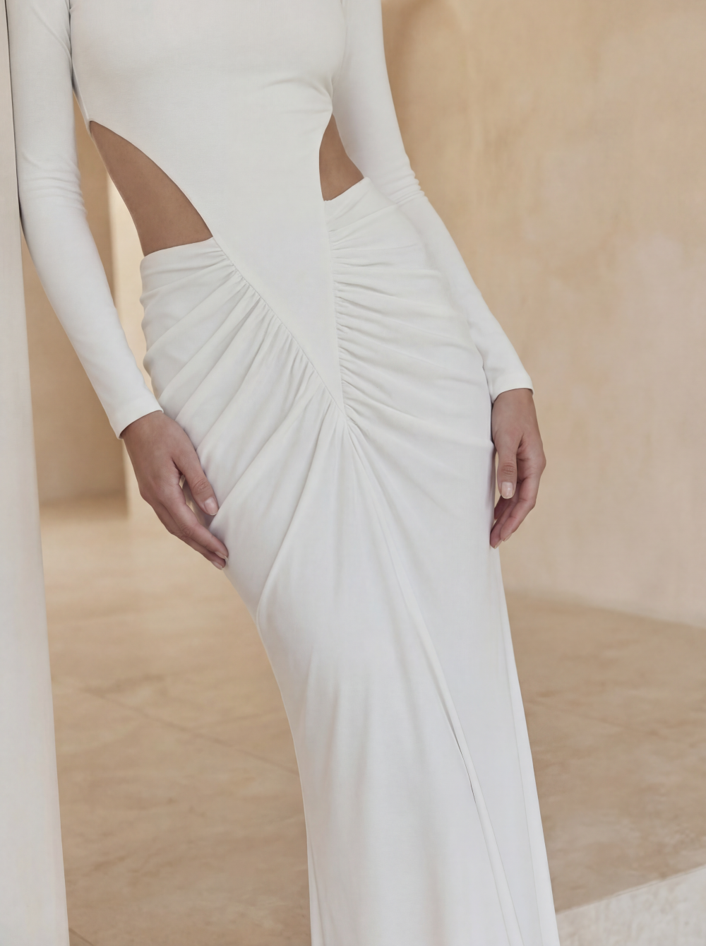 MILK MAXI DRESS WITH LONG SLEEVES7