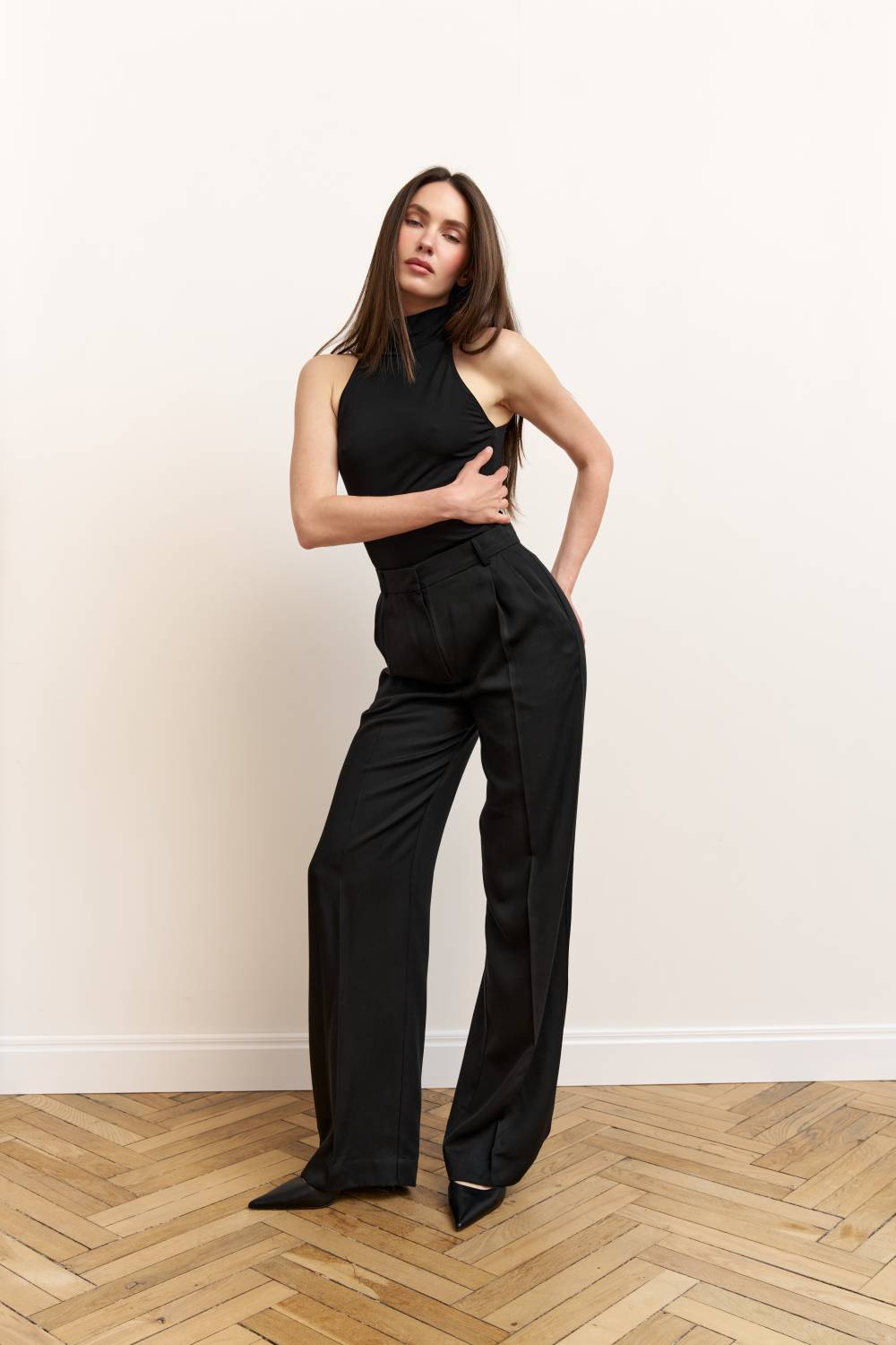 Black halter neck top5