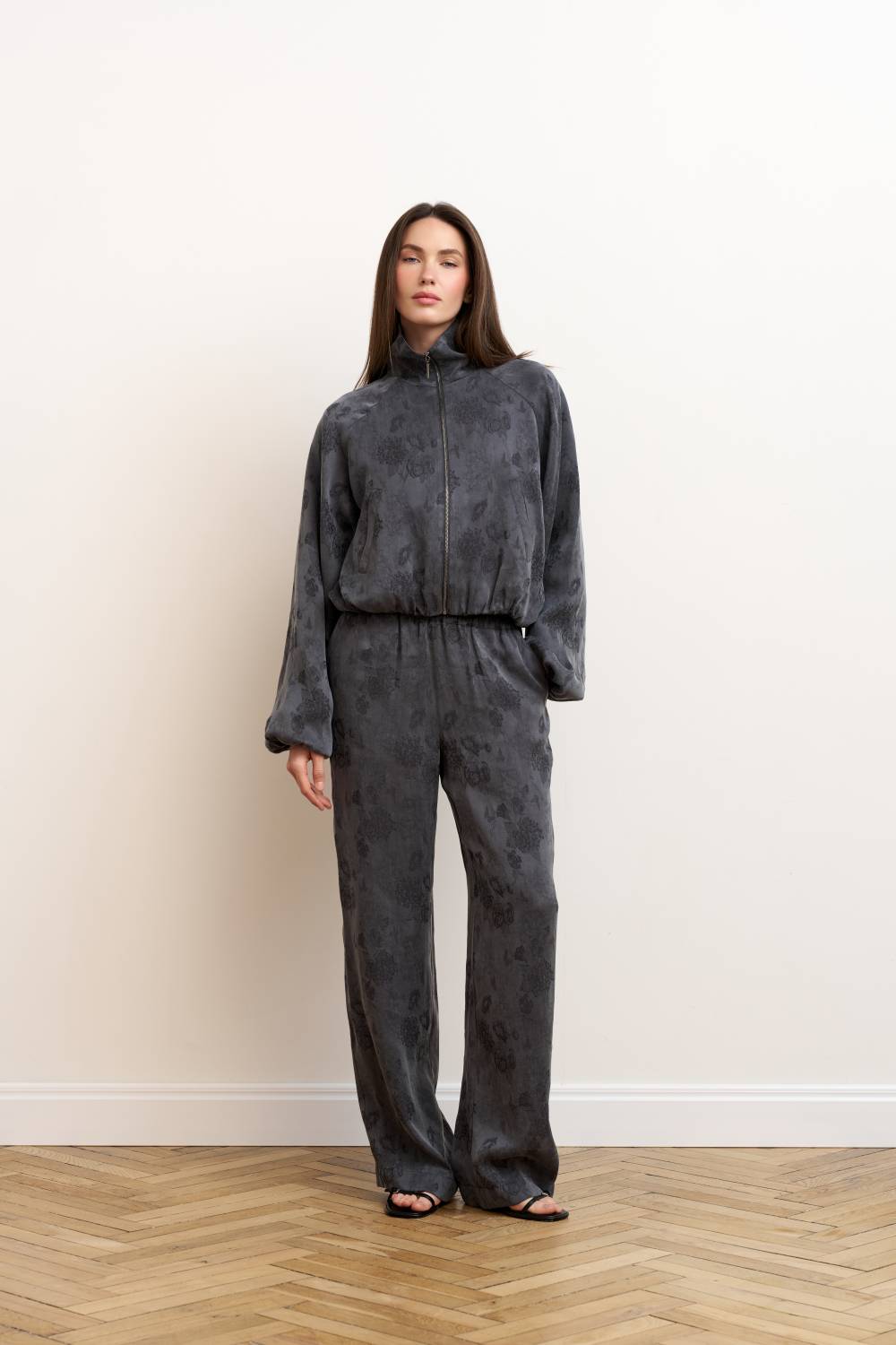Graphite straight-leg elastic waist trousers11