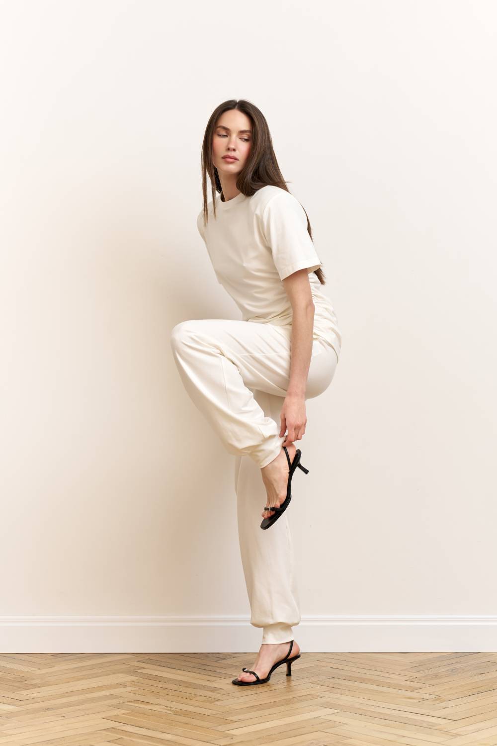 Milk knit trousers8