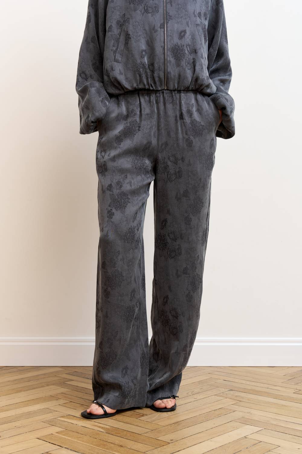 Graphite straight-leg elastic waist trousers7