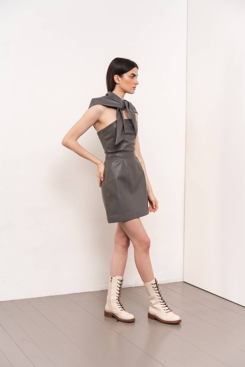 Gray mini skirt5