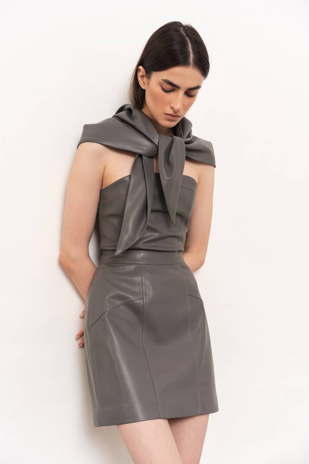 Gray mini skirt3