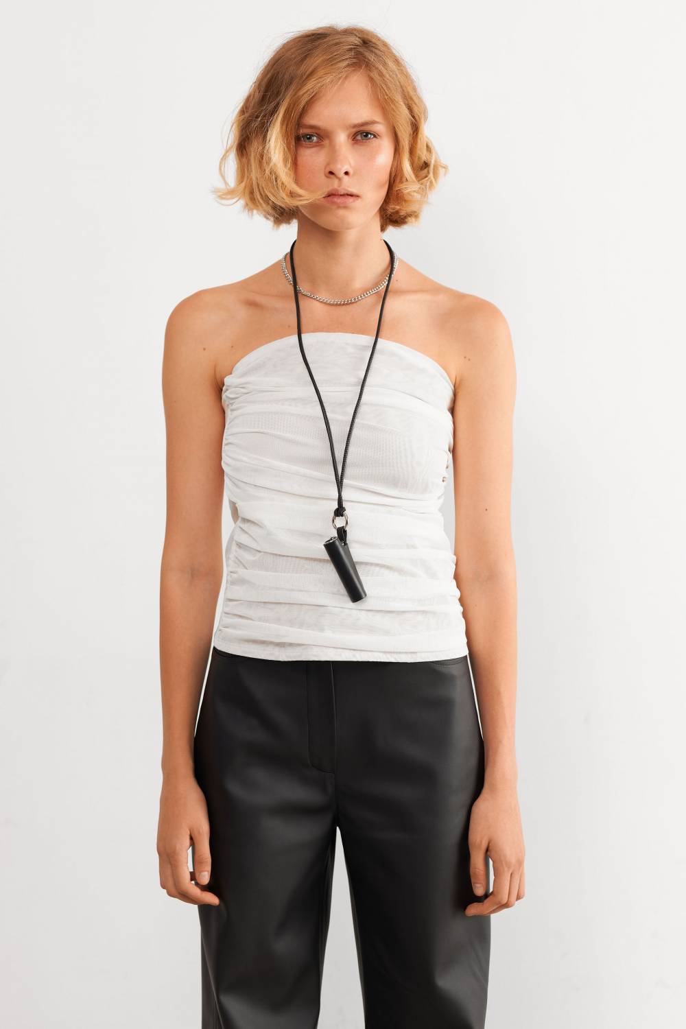 Black straight-cut trousers2