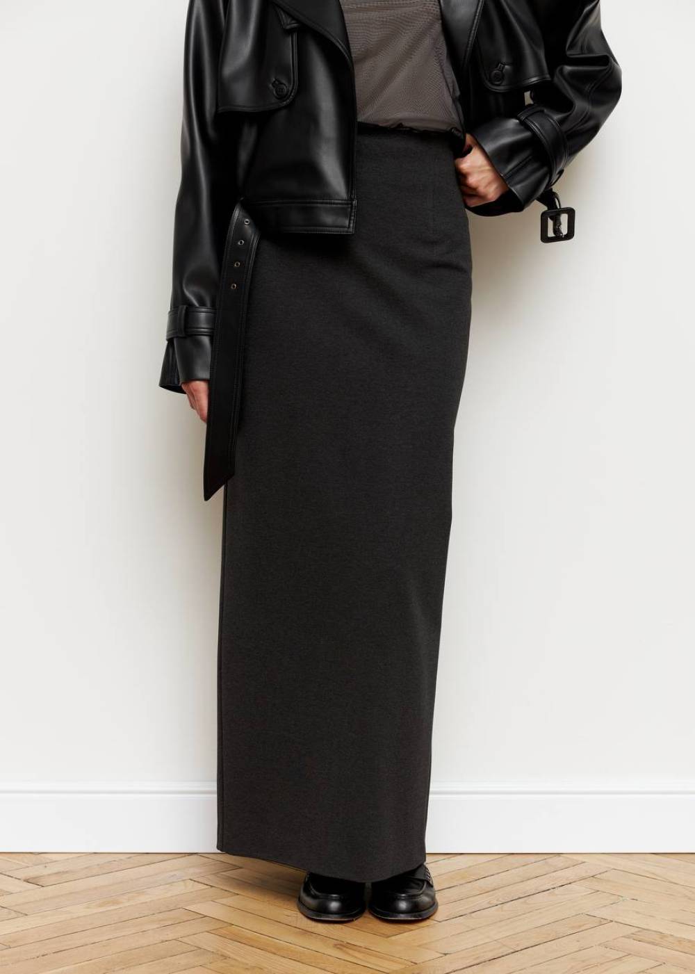 GRAPHITE MAXI SKIRT WITH SLOT2