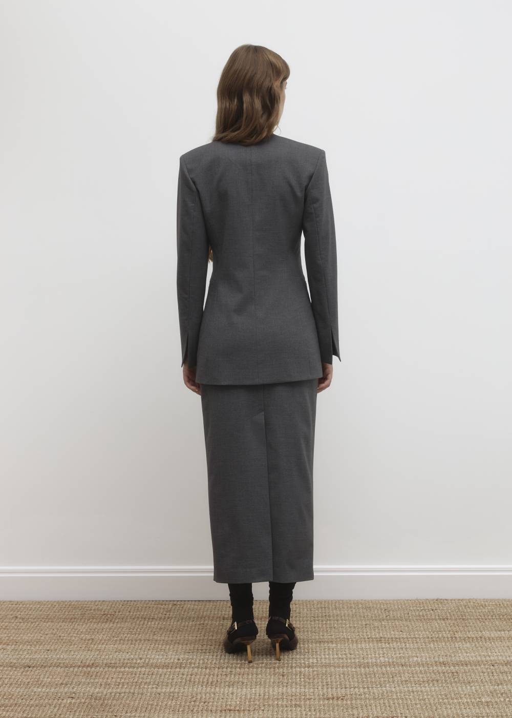 Midi skirt with a slit3