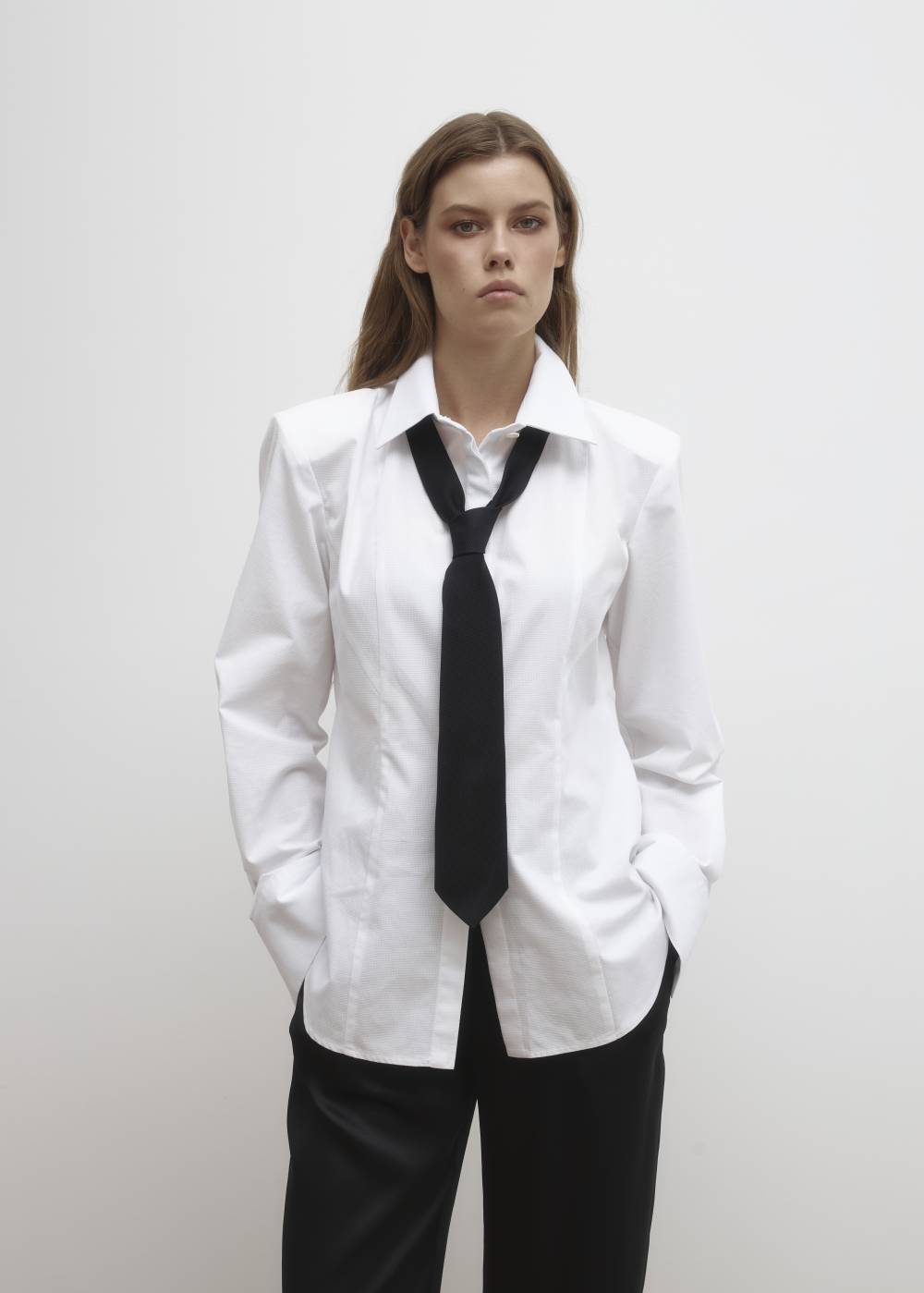 SHIRT WITH WIDE SHOULDER LINE4
